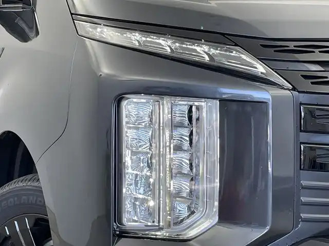 三菱 デリカＤ：５ シャモニー 新潟県 2025(令7)年 0.1千km グラファイトグレーメタリック/ブラックマイカ アラウンドビューモニター　/両側パワースライドドア/衝突被害軽減システム　/ブラインドスポットモニター/Ｄ席パワーシート　/前席シートヒーター　/電動リアゲート/ＬＥＤオートライト　/オートマチックハイビーム/レーンキープアシスト　/追従クルーズコントロール/アイドリングストップ　/センターデフロック　/４WD　/パドルシフト/ステアリングヒーター/レザーステアリング/純正１８インチアルミホイール/保証書/取扱説明書/スマートキー/スペアキー