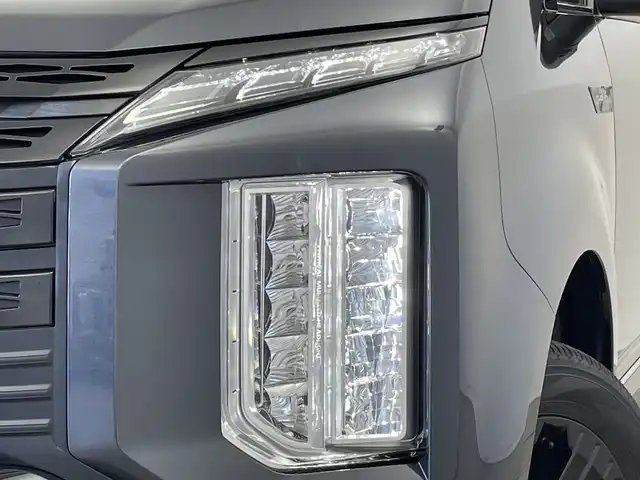 三菱 デリカＤ：５ シャモニー 新潟県 2025(令7)年 0.1千km グラファイトグレーメタリック/ブラックマイカ アラウンドビューモニター　/両側パワースライドドア/衝突被害軽減システム　/ブラインドスポットモニター/Ｄ席パワーシート　/前席シートヒーター　/電動リアゲート/ＬＥＤオートライト　/オートマチックハイビーム/レーンキープアシスト　/追従クルーズコントロール/アイドリングストップ　/センターデフロック　/４WD　/パドルシフト/ステアリングヒーター/レザーステアリング/純正１８インチアルミホイール/保証書/取扱説明書/スマートキー/スペアキー