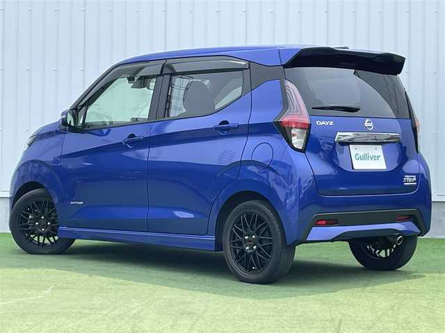 日産 デイズ HWS X プロパイロットED 香川県 2021(令3)年 2.7万km アトランティックブルー インテリジェントアラウンドビューモニター/社外ナビ（フルセグTV）/電動パーキングブレーキ/オートホールド/ステアリングスイッチ/ヘッドライトレバライザー/LEDヘッドライト/LEDフォグランプ/社外AW15インチ/ドライブレコダー/プッシュスタート/フロアマット、バイザー
