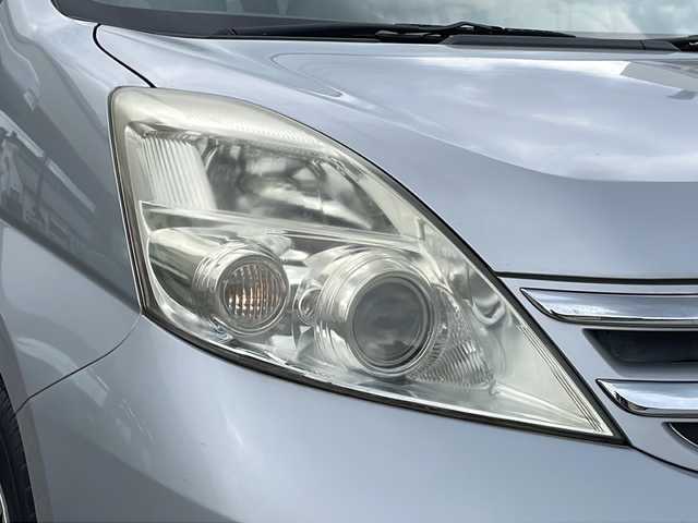 トヨタ アイシス L Gエディション 愛知県 2010(平22)年 8.5万km シルバーM /純正SDナビ//NSCN-W60//ワンセグ/AM/FM/AUX//ビルトインETC//片側パワースライドドア//純正ハロゲンライト//純正フロアマット//純正ドアバイザー//光軸上下調整ダイヤル//ステアスイッチ//電格ミラー//プッシュスタート//ISOFIX//ダブルエアバック//スマートキー//スペアキー1本//取扱説明書//ナビ説明書//保証書//記録簿(R5)