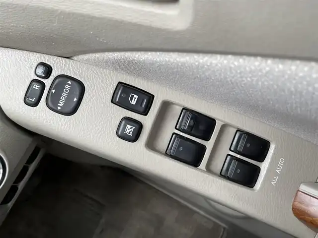 トヨタ アイシス L Gエディション 愛知県 2010(平22)年 8.5万km シルバーM /純正SDナビ//NSCN-W60//ワンセグ/AM/FM/AUX//ビルトインETC//片側パワースライドドア//純正ハロゲンライト//純正フロアマット//純正ドアバイザー//光軸上下調整ダイヤル//ステアスイッチ//電格ミラー//プッシュスタート//ISOFIX//ダブルエアバック//スマートキー//スペアキー1本//取扱説明書//ナビ説明書//保証書//記録簿(R5)