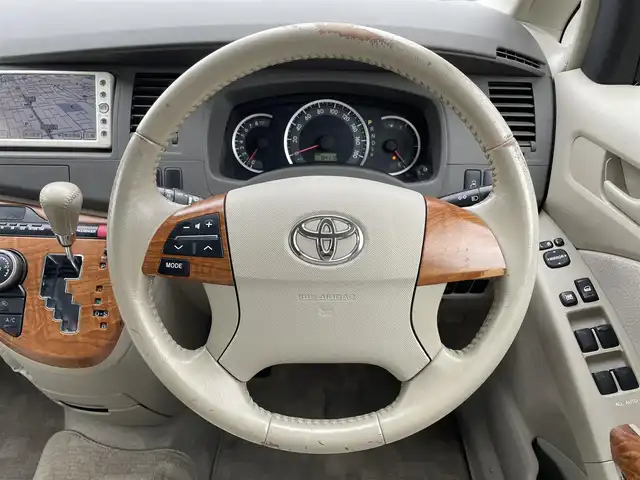 トヨタ アイシス L Gエディション 愛知県 2010(平22)年 8.5万km シルバーM /純正SDナビ//NSCN-W60//ワンセグ/AM/FM/AUX//ビルトインETC//片側パワースライドドア//純正ハロゲンライト//純正フロアマット//純正ドアバイザー//光軸上下調整ダイヤル//ステアスイッチ//電格ミラー//プッシュスタート//ISOFIX//ダブルエアバック//スマートキー//スペアキー1本//取扱説明書//ナビ説明書//保証書//記録簿(R5)