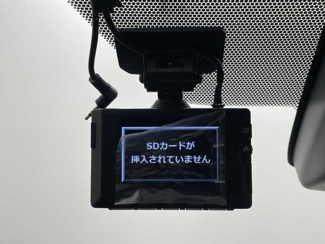 トヨタ シエンタ G クエロ 群馬県 2021(令3)年 2.6万km ホワイトパールクリスタルシャイン 純正9型ナビ/フルセグTV/Bluetooth接続/パノラミックビューモニター/トヨタセーフティセンス/衝突被害軽減ブレーキ/車線逸脱警報機能/オートマチックハイビーム/ステアリングスイッチ/両側電動スライドドア/ワンオーナー/シートヒーター/ステアリングヒーター/クリアランスソナー/スマートキー/プッシュスタート/LEDヘッドライト/LEDフォグライト/本革巻きステアリング