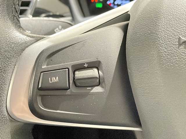 ＢＭＷ Ｘ１ xDrive 18d xライン 新潟県 2018(平30)年 4.4万km ミネラルホワイト DSC／ダイナミック・スタビリティ・コントロール/クルーズコントロール/PDC／パーク・ディスタンス・コントロール/パーキング・アシスト/シートヒーター/インテリジェントセーフティ/純正HDDナビ/(DVD/Bluetooth/USB)/バックカメラ/ミラー一体型ETC/ダウンヒルアシスト/純正18インチアルミホイール/LEDオートライト/シルバールーフレール/電格調整ミラー/ヒルクライムアシスト/横滑り防止機能/W/サイド/カーテンエアバッグ/ABS/スタッドレスタイヤ（純正ホイール）