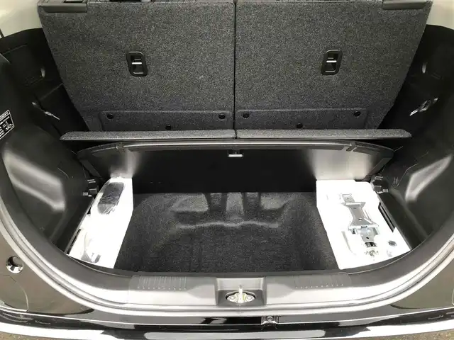 スズキ ソリオ G 福岡県 2023(令5)年 5.6万km スーパーブラックパール デュアルカメラブレーキサポート/純正8インチメモリナビ【SKW-S807】/　フルセグTV/CD/DVD/Bluetooth/プッシュスタート/片側パワースライドドア/フロアマット/保証書