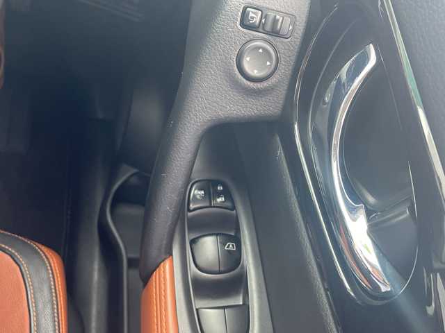 日産 エクストレイル 20Xi レザーエディション 山口県 2020(令2)年 2.9万km ダイヤモンドブラック プロパイロット　/レーダークルーズコントロール　/全席シートヒーター　/レザーシート/純正ナビ【ＭＭ５１９－Ｄ】/　（Ｂｌｕｅｔｏｏｔｈ・フルセグＴＶ・ＣＤ・ＤＶＤ・Ｂｌｕ－ｒａｙ）/ヒーテッドドアミラー/デジタルインナーミラー/全方位モニター・バックカメラ/ビルトインETC/ルーフレール/運転席・助手席パワーシート/電動リアゲート/前後ドライブレコーダー/LEDライト/オートライト/スペアキー1本/スマートキー/プッシュスタート/純正フロアマット/保証書/取扱説明書