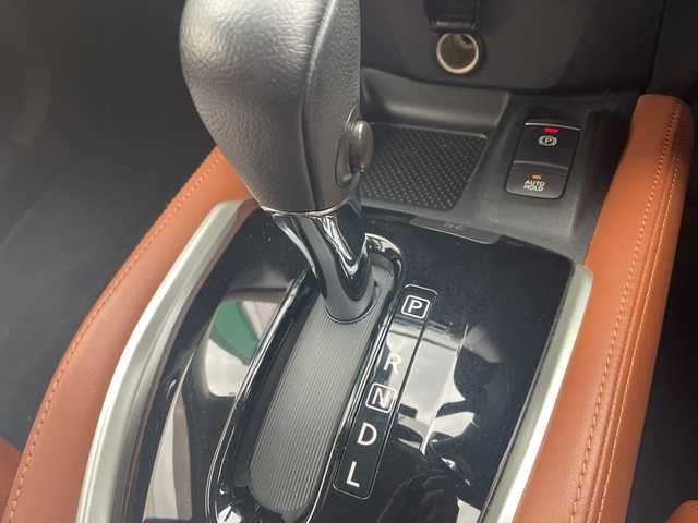 日産 エクストレイル 20Xi レザーエディション 山口県 2020(令2)年 2.9万km ダイヤモンドブラック プロパイロット　/レーダークルーズコントロール　/全席シートヒーター　/レザーシート/純正ナビ【ＭＭ５１９－Ｄ】/　（Ｂｌｕｅｔｏｏｔｈ・フルセグＴＶ・ＣＤ・ＤＶＤ・Ｂｌｕ－ｒａｙ）/ヒーテッドドアミラー/デジタルインナーミラー/全方位モニター・バックカメラ/ビルトインETC/ルーフレール/運転席・助手席パワーシート/電動リアゲート/前後ドライブレコーダー/LEDライト/オートライト/スペアキー1本/スマートキー/プッシュスタート/純正フロアマット/保証書/取扱説明書