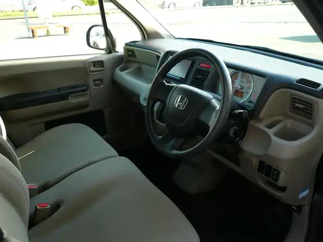 ホンダ ライフ C 静岡県 2012(平24)年 8.3万km ベルベットマルーンメタリック 社外メモリーナビ/（AVIC-MRZ05）/テレビ・CD/オールテレーンタイヤ/ライトレベライザー/LEDランプ/フロアマット/キーレス/ETC/新車保証書/取扱説明書