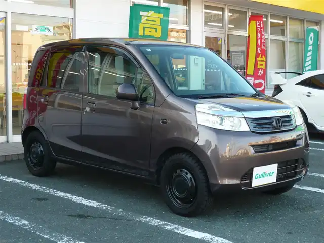 ホンダ ライフ C 静岡県 2012(平24)年 8.3万km ベルベットマルーンメタリック 社外メモリーナビ/（AVIC-MRZ05）/テレビ・CD/オールテレーンタイヤ/ライトレベライザー/LEDランプ/フロアマット/キーレス/ETC/新車保証書/取扱説明書