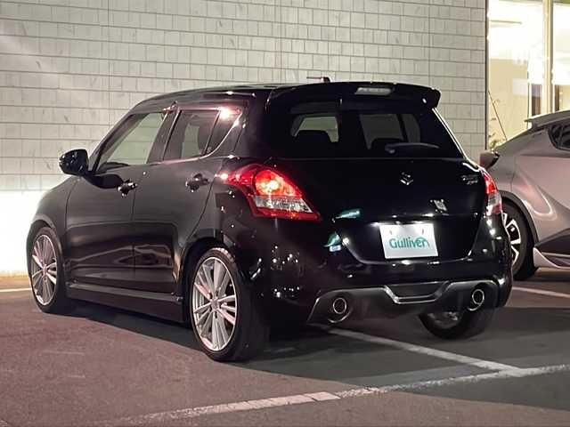 スズキ スイフト スポーツ 静岡県 2015(平27)年 7.6万km スーパーブラックパール /社外ナビ/地デジTV//社外CD/DVD/Bluetooth//バックカメラ//ディスチャージ//純正17インチAW//クルーズコントロール//ETC//オートライト//スマートキー