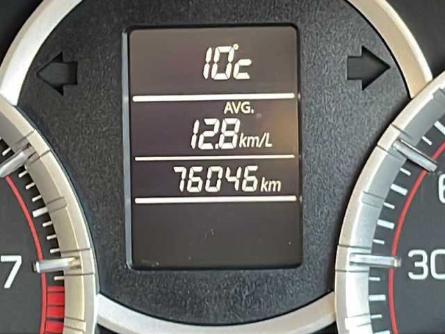 スズキ スイフト スポーツ 静岡県 2015(平27)年 7.6万km スーパーブラックパール /社外ナビ/地デジTV//社外CD/DVD/Bluetooth//バックカメラ//ディスチャージ//純正17インチAW//クルーズコントロール//ETC//オートライト//スマートキー