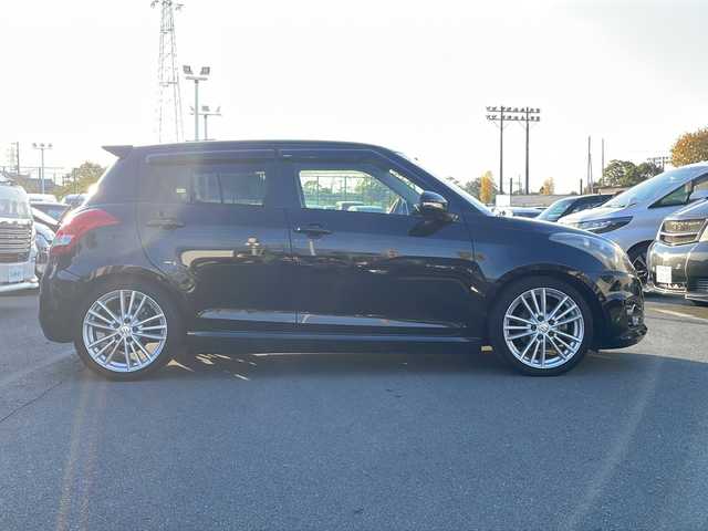 スズキ スイフト スポーツ 静岡県 2015(平27)年 7.6万km スーパーブラックパール /社外ナビ/地デジTV//社外CD/DVD/Bluetooth//バックカメラ//ディスチャージ//純正17インチAW//クルーズコントロール//ETC//オートライト//スマートキー