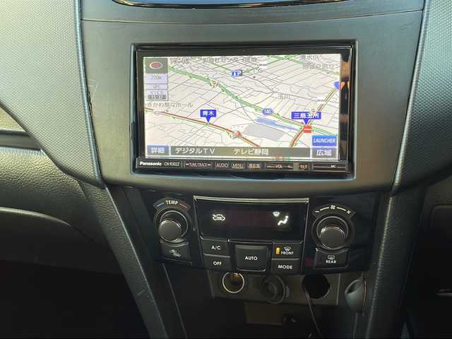 スズキ スイフト スポーツ 静岡県 2015(平27)年 7.6万km スーパーブラックパール /社外ナビ/地デジTV//社外CD/DVD/Bluetooth//バックカメラ//ディスチャージ//純正17インチAW//クルーズコントロール//ETC//オートライト//スマートキー