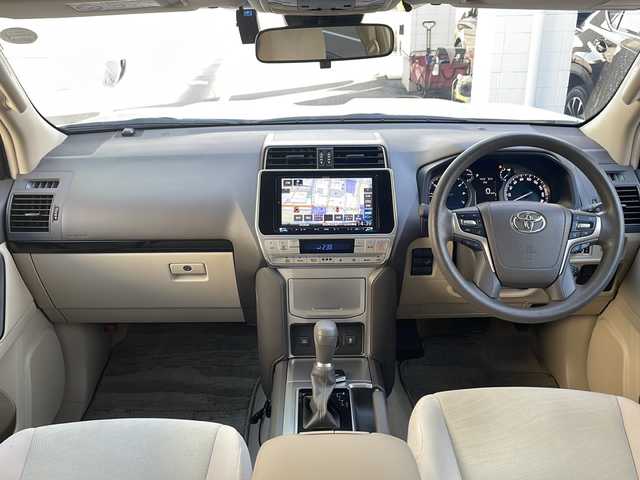 トヨタ ランドクルーザー プラド TX 愛知県 2021(令3)年 4.9万km ホワイトパールクリスタルシャイン ベージュ内装/ルーフレール/社外SDナビ/フルセグTV・CD・DVD・Bluetooth・USB・AM・FM/バックカメラ/プリクラッシュセーフティ/レーダークルーズコントロール/LDA/クリアランスソナー/2.0ビルトインETC/純正17インチアルミホイール/LEDヘッドライト/オートハイビーム/ヘッドライトウォッシャー/スマートキー/プッシュスタート/純正フロアマット/保証書/取扱説明書/スペアスマートキー