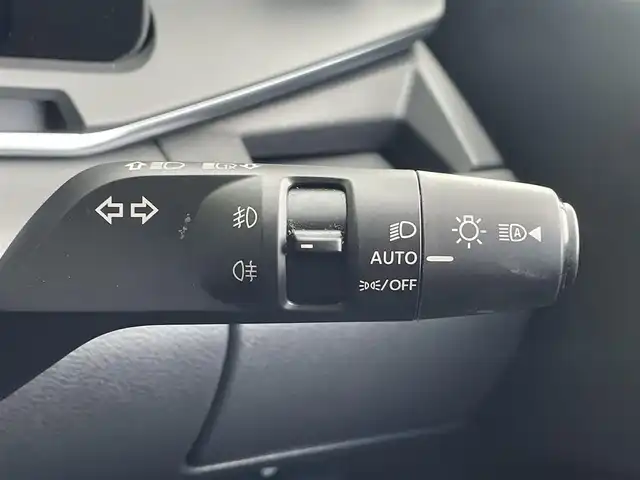 日産 オーラ G レザーエディション 島根県 2024(令6)年 2.4万km バーガンディー 登録時走行距離　23306km/純正ナビ(Bluetooth/AM/FM/USB/HDMI)/フルセグテレビ/BOSEサウンド/全周囲カメラ/プロパイロット/シートヒーター（DN席）/ステアリングヒーター/ステアリングスイッチ/ブラインドスポットモニター/置くだけモバイル充電/オートライト/オートハイビーム/コーナーセンサー/速度標識表示/エマージェンシーブレーキ/レーンキープアシスト/ドライブレコーダー/ETC2.０/純正アルミ１７インチ