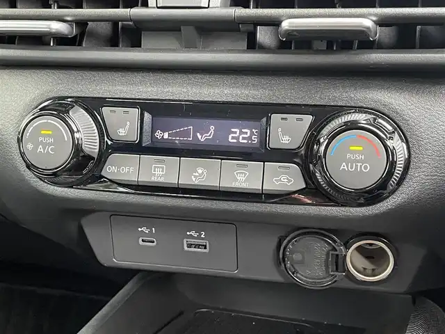 日産 オーラ G レザーエディション 島根県 2024(令6)年 2.4万km バーガンディー 登録時走行距離　23306km/純正ナビ(Bluetooth/AM/FM/USB/HDMI)/フルセグテレビ/BOSEサウンド/全周囲カメラ/プロパイロット/シートヒーター（DN席）/ステアリングヒーター/ステアリングスイッチ/ブラインドスポットモニター/置くだけモバイル充電/オートライト/オートハイビーム/コーナーセンサー/速度標識表示/エマージェンシーブレーキ/レーンキープアシスト/ドライブレコーダー/ETC2.０/純正アルミ１７インチ