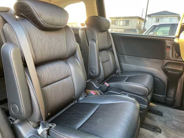 ホンダ オデッセイ 神奈川県 2014(平26)年 9.2万km プレミアムヴィーナスブラックP 純正ナビ（ワンセグ/Bluetooth/CD/DVD/USB/HDMI）/両側パワースライドドア/クルーズコントロール/バックカメラ/ビルドインETC/LEDヘッドライト　/フォグライト　/オートライト　/電動格納ミラー　/プッシュスタート/スマートキー/純正アルミホイール/純正フロアマット/ABS/横滑り防止装置