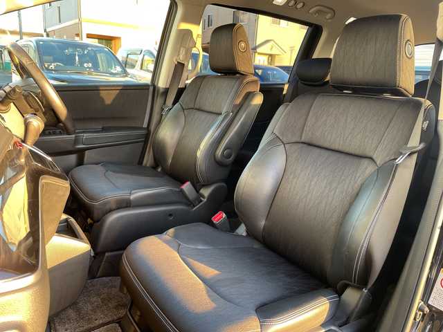 ホンダ オデッセイ 神奈川県 2014(平26)年 9.2万km プレミアムヴィーナスブラックP 純正ナビ（ワンセグ/Bluetooth/CD/DVD/USB/HDMI）/両側パワースライドドア/クルーズコントロール/バックカメラ/ビルドインETC/LEDヘッドライト　/フォグライト　/オートライト　/電動格納ミラー　/プッシュスタート/スマートキー/純正アルミホイール/純正フロアマット/ABS/横滑り防止装置