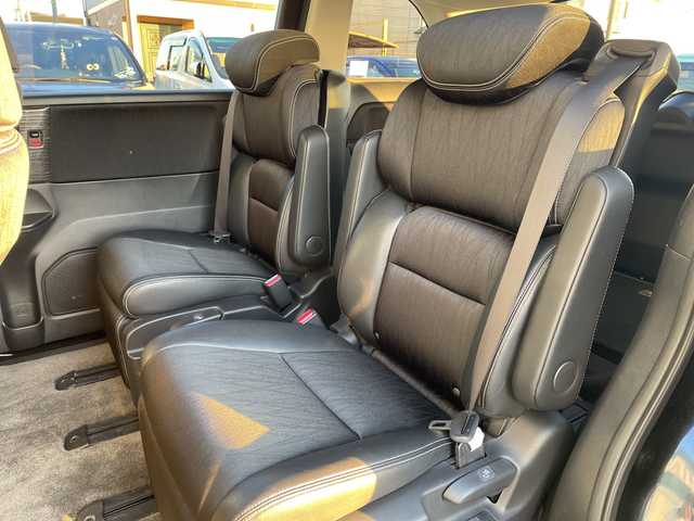 ホンダ オデッセイ 神奈川県 2014(平26)年 9.2万km プレミアムヴィーナスブラックP 純正ナビ（ワンセグ/Bluetooth/CD/DVD/USB/HDMI）/両側パワースライドドア/クルーズコントロール/バックカメラ/ビルドインETC/LEDヘッドライト　/フォグライト　/オートライト　/電動格納ミラー　/プッシュスタート/スマートキー/純正アルミホイール/純正フロアマット/ABS/横滑り防止装置