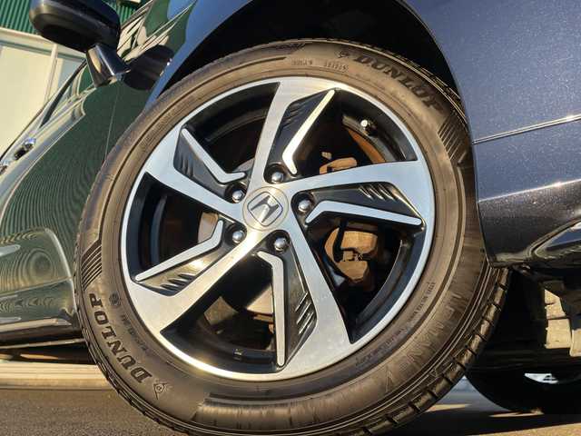 ホンダ オデッセイ 神奈川県 2014(平26)年 9.2万km プレミアムヴィーナスブラックP 純正ナビ（ワンセグ/Bluetooth/CD/DVD/USB/HDMI）/両側パワースライドドア/クルーズコントロール/バックカメラ/ビルドインETC/LEDヘッドライト　/フォグライト　/オートライト　/電動格納ミラー　/プッシュスタート/スマートキー/純正アルミホイール/純正フロアマット/ABS/横滑り防止装置