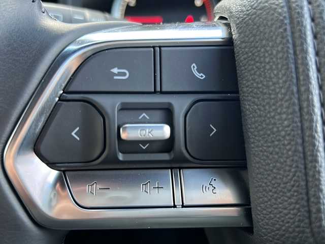 トヨタ ランドクルーザー AX 福島県 2024(令6)年 1万km ホワイトパールクリスタルシャイン トヨタセーフティセンス/・衝突被害軽減ブレーキ/・オートハイビーム/・車線逸脱警報装置/・レーダークルーズコントロール/・ロードサインアシスト/・プロアクティブドライビングアシスト/純正ディスプレイオーディオナビ/・BT/USB/MiraCast/AM/FM/・純正ビルトインETC/・前後ドライブレコーダー/・バックカメラ/・アラウンドビューモニター/D席パワーシート/・3列シート/・フルフラットシート/電子パーキング/・オートブレーキホールド/革張りステアリング/・ステアリングスイッチ/パーキングセンサー/電動格納ミラー/・ウィンカーミラー/・オートミラー/寒冷地仕様/プッシュスタート/・スマートキー/Cタイプ充電ポート/・USB充電ポート/LEDヘッドライト/・フォグランプ/・オートライト/ルーフレール/純正フロアマット/純正18インチAW/盗難防止装置