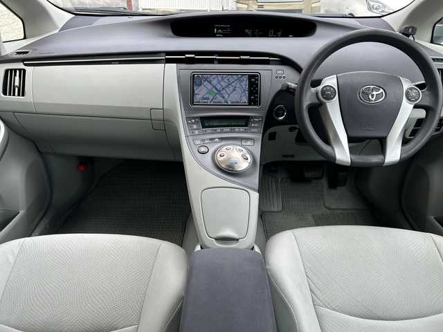 トヨタ プリウス S 大阪府 2009(平21)年 3.3万km ホワイトパールクリスタルシャイン ワンオーナー/７インチナビ（NHDT-W59)/AM/FM/ワンセグ/CD/バックカメラ/サイドカメラ/前後コーナーセンサー/プッシュスタート/エレクトロニックシフト/ステアリングリモコン/横滑り防止機能/電動格納ドアミラー/カーテンエアバック/オートライト/ヘッドライトレベライザー/純正フォグライト/スマートキー/純正フロアマット/純正ドアバイザー