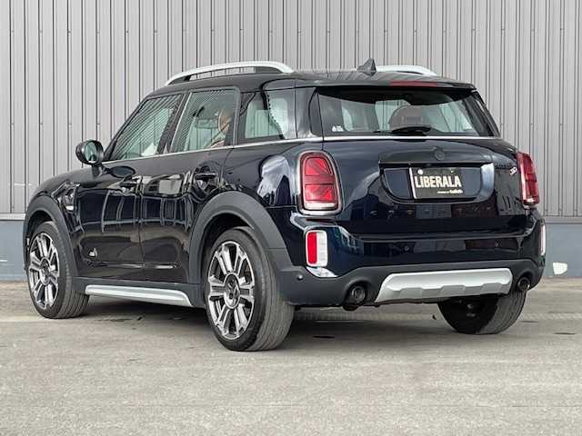 ＭＩＮＩ ＢＭＷ ミニ クロスオーバー クーパー SD オール4 青森県 2022(令4)年 5.9万km MINI Yoursエニグマティックブラック ワンオーナー/4WD/ディーゼル/ターボ/オプションカラー/（エニグマティックブラック）/純正HDDナビ/(Bluetooth/radio）/ALL４　TRIM/　・19インチアルミホイール　ターンスタイル・スポーク/　・レザーチェスター　モルトブラウン/　・電動フロントシート（運転席メモリー機能付）/　・シートヒーター（フロント左右）/　・MINIドライビングモード/アダプティブクルーズコントロール/パワーバックドア/スポーツレザーステアリング/前後バンパーセンサー/バックカメラ/インテリジェントセーフティ/ミラー一体型ETC/LEDオートライト・フォグ/リアヒーター/ステアリングスイッチ/オートワイパー/ルーフレール/W/サイド/カーテンエアバッグ/ABS/横滑り防止/スマートキーx2/保証書・取扱説明書