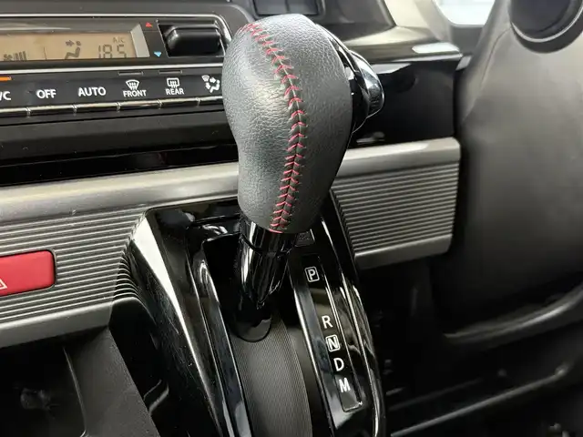 スズキ スペーシア カスタム HYBRID XS ターボ 佐賀県 2019(令1)年 4.7万km ピュアホワイトP SUZUKI Safety Support/デュアルセンサーブレーキサポート/パーキングソナー/先行車発進お知らせ/車線逸脱警報機能/クルーズコントロール/社外8型ナビゲーション【AVIC-RL710】/AM FM CD DVD フルセグ/Bluetooth HDMI USB/バックカメラ/前後ドライブレコーダー/両側パワースライドドア/革巻きステアリング/ステアリングリモコン/ハーフレザーシート/シートヒーター/後席サーキュレーター/後席サンシェード/純正フロアマット/純正15インチアルミホイール/プッシュスタート/スマートキー/スペアキー１本/ドアバイザー