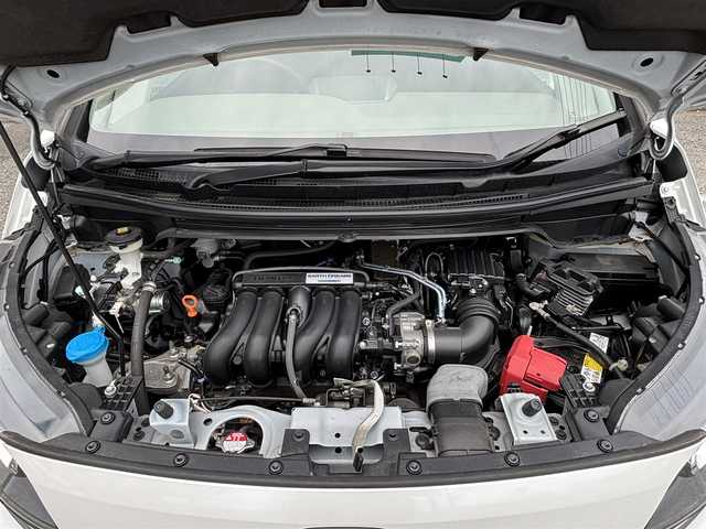 ホンダ フリード G ホンダセンシング 千葉県 2021(令3)年 2.4万km プラチナホワイトパール ワンオーナー/純正９インチメモリナビ/　（BT/DVD/CD/AM/FM)/ETC2.0/純正フリップダウン/純正前後ドラレコ/バックカメラ/ハーフレザー/前席シートヒーター/両側パワースライド/レーダークルーズコントロール/ホンダセンシング/LEDヘッドライト/スペアキー/取扱説明書/保証書