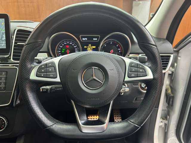 メルセデス・ベンツ ＧＬＳ３５０ｄ 4マチックスポーツ 千葉県 2016(平28)年 6.3万km イリジウムシルバー パノラマＳＲ　/黒革　/ＡＣＣ　/ナビ　/ＴＶ　/Ｂｌｕｅｔｏｏｔｈ接続　/３６０°ｈａｒｍａｎｋａｒｄｏｎサウンド　/シートＨ　/電動リアゲート　/ＬＥＤヘッドライト　/オートハイビーム　/衝突軽減Ｂ　/ＢＳＭ　/ＬＫＡ