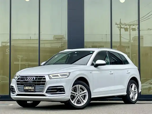 アウディ Ｑ５ 40TDIクワトロ スポーツ 石川県 2019(平31)年 5.6万km パール 4WD/衝突軽減ブレーキ/純正メモリーナビ/バック/フロント/サイド/全方位カメラ/フルセグＴＶ/AppleCarPlay/Bluetooth/バーチャルコックピット/オートクルーズコントロール/ブラインドスポットモニター/レーンキープアシスト/クリアランスソナー/パワーリアゲート/パワーシート/シートヒーター/オートライト/マトリクスLEDヘッドライト/ETC