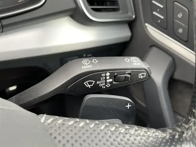 アウディ Ｑ５ 40TDIクワトロ スポーツ 石川県 2019(平31)年 5.6万km パール 4WD/衝突軽減ブレーキ/純正メモリーナビ/バック/フロント/サイド/全方位カメラ/フルセグＴＶ/AppleCarPlay/Bluetooth/バーチャルコックピット/オートクルーズコントロール/ブラインドスポットモニター/レーンキープアシスト/クリアランスソナー/パワーリアゲート/パワーシート/シートヒーター/オートライト/マトリクスLEDヘッドライト/ETC