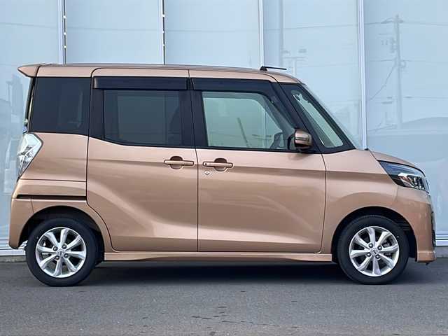 日産 デイズ ルークス ハイウェイスター Xターボ 神奈川県 2018(平30)年 3.4万km ピンクゴールドM 純正メモリナビ/CD/DVD/Bluetooth/フルセグ/【MM318D-W】/片側パワースライドドア/レーンキープアシスト/衝突軽減システム/ターボ/ステアリングスイッチ/ドアバイザー/コーナーセンサー/LEDヘッドライト/オートライト/アイドリングストップ/ウィンカーミラー/ETC/保証書