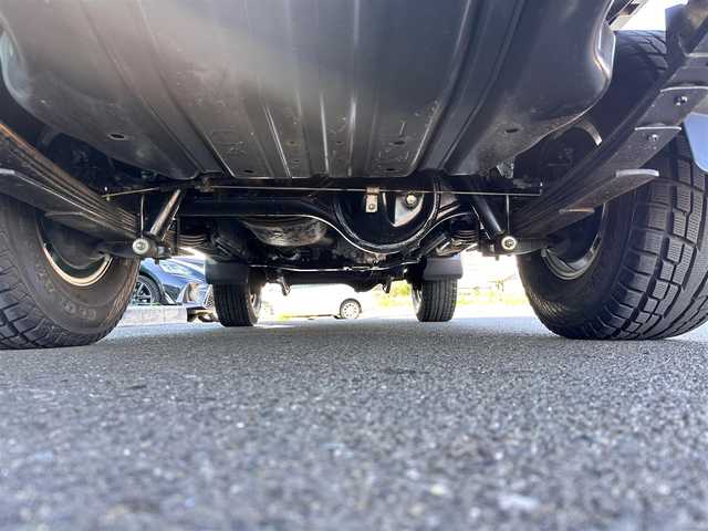 トヨタ ランドクルーザー AX 宮城県 2015(平27)年 2.9万km シルバーM 記録簿H30・31・R2・3・5・6・7年分有り/ワンオーナー/4WD/社外SDナビ/【CD・DVD・SD・BT・フルセグTV】/バックカメラ/純正16インチAW/後席モニター/革調シートカバー/メッキミラー/ヘッドライトレベライザー/背面タイヤ/フォグライト/キーレスX２/ETC