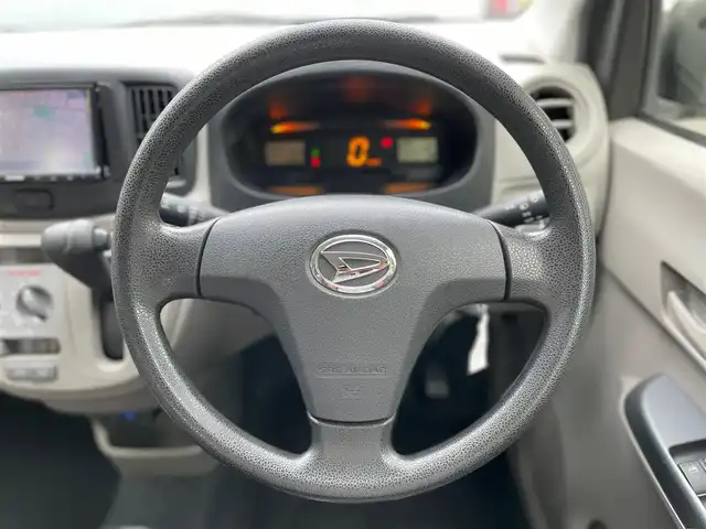 ダイハツ ミラ イース L SA 東京都 2016(平28)年 4.3万km ライトローズマイカメタリック 社外メモリーナビ/　CD USB SD AM/FM/　バックカメラ/スマートアシスト/ドライブレコーダー（前方）/ETC/エコアイドル/レベライザー/保証書＆取扱説明書