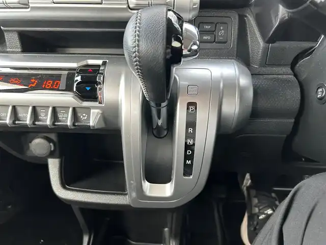 スズキ クロスビー HYBRID MZ 埼玉県 2021(令3)年 1.7万km ベージュ ワンオーナー/社外SDナビ 品番：CN-RZ866/(AM/FM/DVD/CD/BT/SD/USB/iPod)/フルセグテレビ（走行中視聴不可）/バックカメラ/全方位カメラ/社外前後ドライブレコーダー/パドルシフト/クリアランスソナー/クルーズコントロール追従あり/ヒルディセントコントロール/グリップコントロール/ビルトインETC/スペアキー１本（スマートキー）/純正アルミホイール16インチ/純正フロアマット/純正ドアバイザー/車両/ナビ取扱説明書/保証書