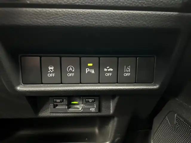 スズキ クロスビー HYBRID MZ 埼玉県 2021(令3)年 1.7万km ベージュ ワンオーナー/社外SDナビ 品番：CN-RZ866/(AM/FM/DVD/CD/BT/SD/USB/iPod)/フルセグテレビ（走行中視聴不可）/バックカメラ/全方位カメラ/社外前後ドライブレコーダー/パドルシフト/クリアランスソナー/クルーズコントロール追従あり/ヒルディセントコントロール/グリップコントロール/ビルトインETC/スペアキー１本（スマートキー）/純正アルミホイール16インチ/純正フロアマット/純正ドアバイザー/車両/ナビ取扱説明書/保証書