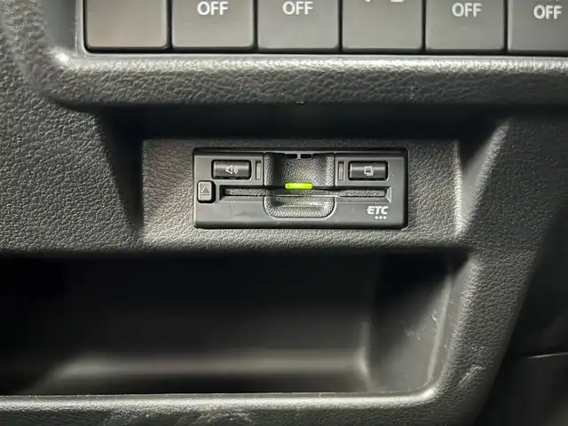 スズキ クロスビー HYBRID MZ 埼玉県 2021(令3)年 1.7万km ベージュ ワンオーナー/社外SDナビ 品番：CN-RZ866/(AM/FM/DVD/CD/BT/SD/USB/iPod)/フルセグテレビ（走行中視聴不可）/バックカメラ/全方位カメラ/社外前後ドライブレコーダー/パドルシフト/クリアランスソナー/クルーズコントロール追従あり/ヒルディセントコントロール/グリップコントロール/ビルトインETC/スペアキー１本（スマートキー）/純正アルミホイール16インチ/純正フロアマット/純正ドアバイザー/車両/ナビ取扱説明書/保証書