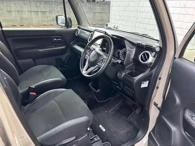 スズキ クロスビー HYBRID MZ 埼玉県 2021(令3)年 1.7万km ベージュ ワンオーナー/社外SDナビ 品番：CN-RZ866/(AM/FM/DVD/CD/BT/SD/USB/iPod)/フルセグテレビ（走行中視聴不可）/バックカメラ/全方位カメラ/社外前後ドライブレコーダー/パドルシフト/クリアランスソナー/クルーズコントロール追従あり/ヒルディセントコントロール/グリップコントロール/ビルトインETC/スペアキー１本（スマートキー）/純正アルミホイール16インチ/純正フロアマット/純正ドアバイザー/車両/ナビ取扱説明書/保証書