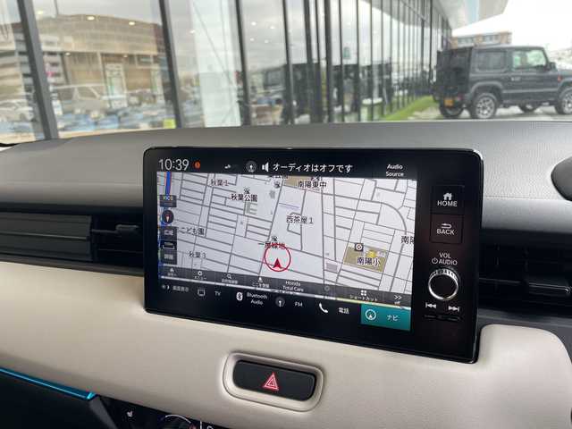ホンダ ヴェゼル ハイブリッド e:HEV Z PLaYパッケージ 愛知県 2025(令7)年 0.1千km プレミアムサンライトホワイトパール 登録済未使用車/純正9型ディズプレイオーディオナビ/レーダークルーズコントロール/バックカメラ/レーンキープアシスト/シートヒーター/衝突軽減システム/ステアリングヒーター/ブラインドスポットモニター/電動リアゲート/SOSコール/ワイヤレス充電器/パドルシフト/LEDヘッドライト/ハーフレザーシート/ステアリングスイッチ/スマートキー/プッシュスタート/コーナーセンサー/純正アルミホイール