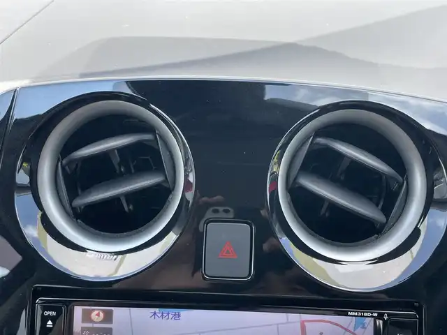 日産 ノート e－パワー X 千葉県 2019(令1)年 4.7万km ガーネットレッド レーンキープアシスト/横滑り防止/衝突被害軽減システム/パーキングアシスト/日産純正ＳＤナビ/(BT、全方位カメラ、フルセグＴＶ、ＡＵＸ、CD/DVD、)/ETC/純正アルミホイール/純正フロアマット/ハロゲンオートライト/スマートキー/プッシュスタート