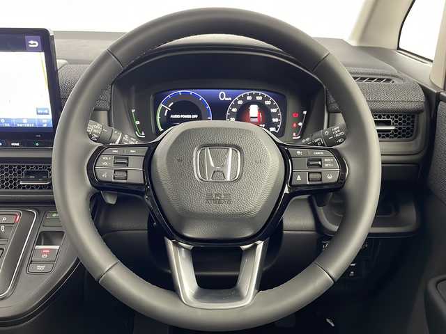 ホンダ ステップワゴン eHEV エアー EX 埼玉県 2025(令7)年 0.1千km プラチナホワイトパール 登録時走行距離6km/登録済未使用車/11.4インチナビHonda CONNECTナビ/バックカメラ/パワーバックドア/DCS/ACC/LDA/先行車発進お知らせ/BSM/標識認識/クリアランスソナー/パドルシフト/ステアリングリモコン/電子パーキング/オートブレーキホールド/シートヒーター/ロールサンシェード/ウィンカーミラー/フォグランプ