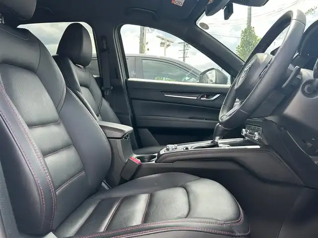 マツダ ＣＸ－５ XD スポーツアピアランス 大阪府 2023(令5)年 2.1万km ロジウムホワイトプレミアムメタリック 純正８インチナビ　/ＥＴＣ　/全方位モニター　/ＬＥＤヘッドランプ　/ドライブレコーダー　/レザーシート　/パワーシート　/クルーズコントロール　/純正１９インチアルミホイール　/ヘッドアップディスプレイ