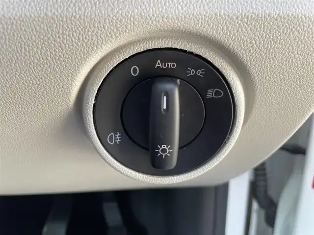 フォルクスワーゲン アップ！ ムーブアップ！ 栃木県 2019(令1)年 1.6万km 白 ワンオーナー/純正オーディオ/　AUX/CD/SD/オートライト/キーレスキー/ETC/アイドリングストップ