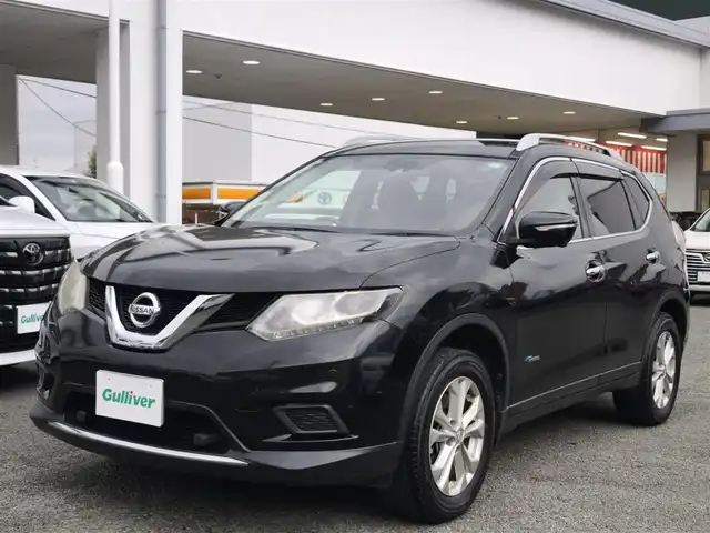日産 エクストレイル ハイブリッド 20X エマージェンシーブレーキ 熊本県 2015(平27)年 12.8万km ダイヤモンドブラック ワンオーナー/ルーフレール/純正ナビ/【フルセグTV/CD/DVD/Bluetooth】/全方位カメラ/バックカメラ/クルーズコントロール/衝突軽減装置/コーナーセンサー/ダウンヒルアシストコントロール/カプロンシート/前席シートヒーター/純正17インチAW/ビルトインETC/オートLEDヘッドライト/ウィンカーミラー/プッシュスタート/ステアリングスイッチ/純正フロアマット/純正ドアバイザー/横滑り防止/盗難防止装置/保証書