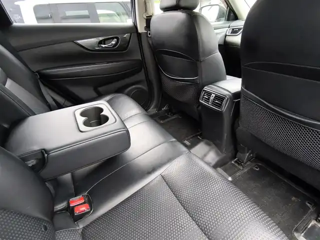 日産 エクストレイル ハイブリッド 20X エマージェンシーブレーキ 熊本県 2015(平27)年 12.8万km ダイヤモンドブラック ワンオーナー/ルーフレール/純正ナビ/【フルセグTV/CD/DVD/Bluetooth】/全方位カメラ/バックカメラ/クルーズコントロール/衝突軽減装置/コーナーセンサー/ダウンヒルアシストコントロール/カプロンシート/前席シートヒーター/純正17インチAW/ビルトインETC/オートLEDヘッドライト/ウィンカーミラー/プッシュスタート/ステアリングスイッチ/純正フロアマット/純正ドアバイザー/横滑り防止/盗難防止装置/保証書