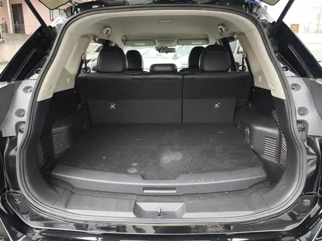 日産 エクストレイル ハイブリッド 20X エマージェンシーブレーキ 熊本県 2015(平27)年 12.8万km ダイヤモンドブラック ワンオーナー/ルーフレール/純正ナビ/【フルセグTV/CD/DVD/Bluetooth】/全方位カメラ/バックカメラ/クルーズコントロール/衝突軽減装置/コーナーセンサー/ダウンヒルアシストコントロール/カプロンシート/前席シートヒーター/純正17インチAW/ビルトインETC/オートLEDヘッドライト/ウィンカーミラー/プッシュスタート/ステアリングスイッチ/純正フロアマット/純正ドアバイザー/横滑り防止/盗難防止装置/保証書