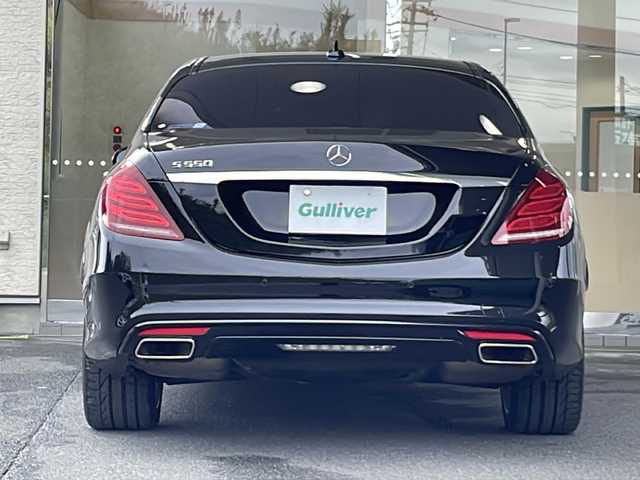 メルセデス・ベンツ Ｓ５５０Ｌ 福島県 2014(平26)年 4.4万km オブシディアンブラック 登録時走行距離　　　４３１３４ｋｍ/メーカー純正HDDナビ/【ＡＭ／ＦＭ／ＢＴ／ＣＤ／ＤＶＤ／フルセグ】/パワーシート/シートヒーター/プッシュスタート/ETC/パドルシフト/アラウンドビューモニター/パワーバックドア/LEDヘッドライト/クリアランスソナー/純正AW/レーンキープアシスト/ステアリングアシスト/オートライト/サンルーフ/プレミアムサウンド/レザーシート/ステアリングスイッチ/クルコン/レーダー探知機