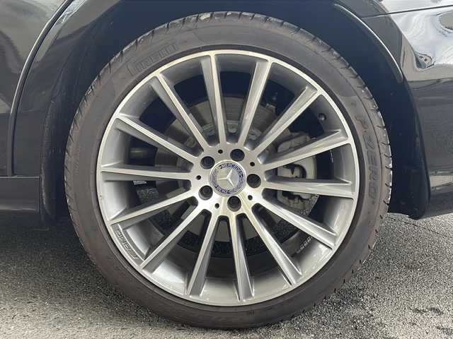 メルセデス・ベンツ Ｓ５５０Ｌ 福島県 2014(平26)年 4.4万km オブシディアンブラック 登録時走行距離　　　４３１３４ｋｍ/メーカー純正HDDナビ/【ＡＭ／ＦＭ／ＢＴ／ＣＤ／ＤＶＤ／フルセグ】/パワーシート/シートヒーター/プッシュスタート/ETC/パドルシフト/アラウンドビューモニター/パワーバックドア/LEDヘッドライト/クリアランスソナー/純正AW/レーンキープアシスト/ステアリングアシスト/オートライト/サンルーフ/プレミアムサウンド/レザーシート/ステアリングスイッチ/クルコン/レーダー探知機