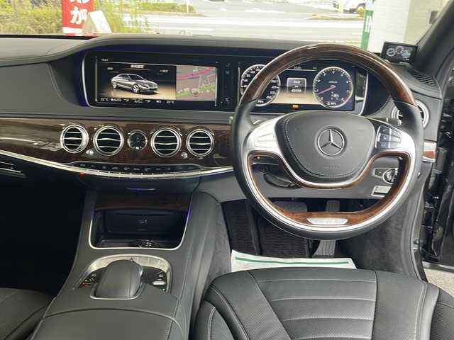 メルセデス・ベンツ Ｓ５５０Ｌ 福島県 2014(平26)年 4.4万km オブシディアンブラック 登録時走行距離　　　４３１３４ｋｍ/メーカー純正HDDナビ/【ＡＭ／ＦＭ／ＢＴ／ＣＤ／ＤＶＤ／フルセグ】/パワーシート/シートヒーター/プッシュスタート/ETC/パドルシフト/アラウンドビューモニター/パワーバックドア/LEDヘッドライト/クリアランスソナー/純正AW/レーンキープアシスト/ステアリングアシスト/オートライト/サンルーフ/プレミアムサウンド/レザーシート/ステアリングスイッチ/クルコン/レーダー探知機